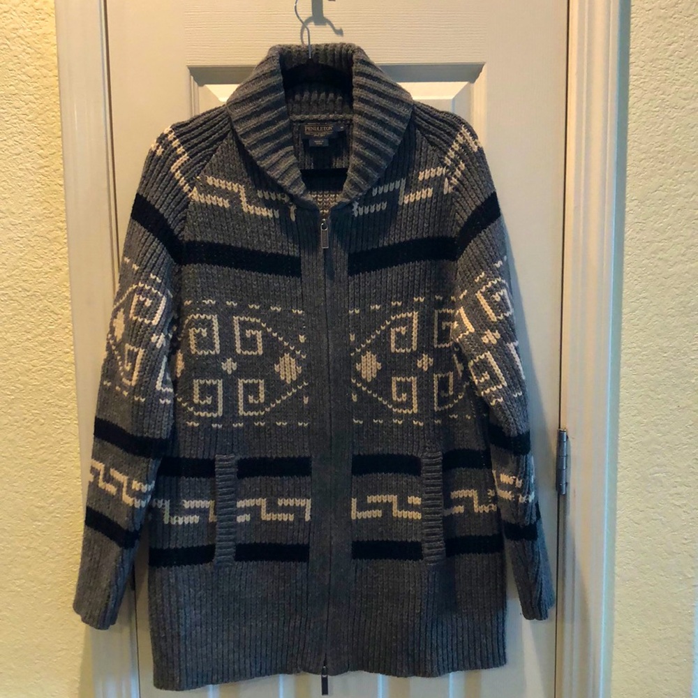 Pendleton Women’s Westerly sweater size Medium